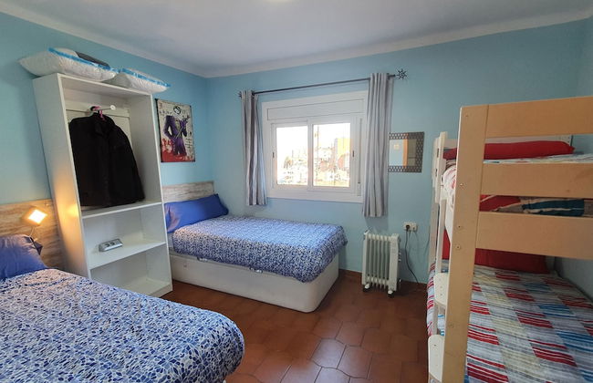 Atico con terraza y Barbacoa, junto linea Metro de BCN - Foto 8