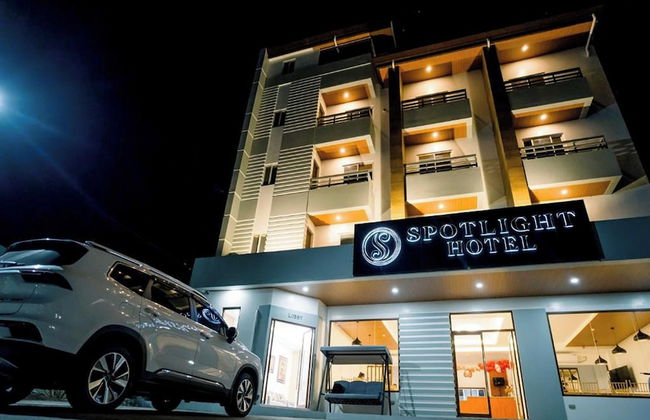 Spotlight Hotel near Hundred Islands wharf - Foto 46