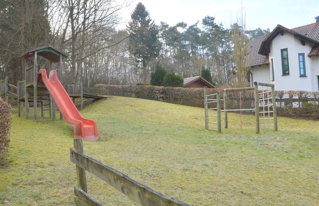 Beautiful Holdiday Home in Ulmen Near the Lake - Foto 19