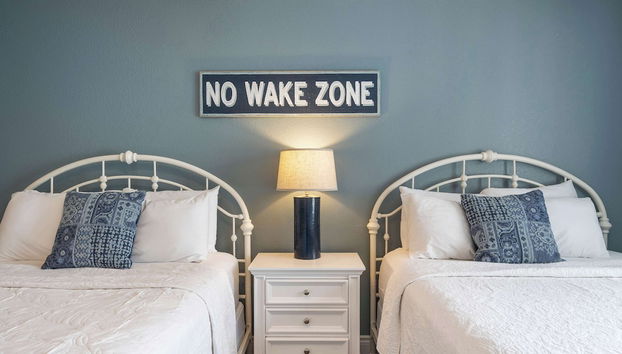 Eagle's Nest at The Club- Chic 2BR Golf View Condo - Foto 5, Habitación