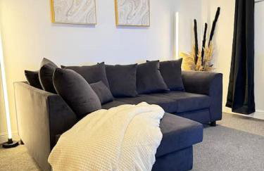 Luxury cozy 3 bed Apartment 5mins from city - free parking! - Foto 1