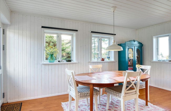 6 Person Holiday Home in Skibby - Foto 15