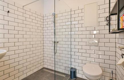 Spacious Flat 2nd Floor near station - Foto 25