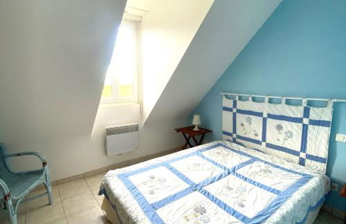 Maison neuve 3 chambres, proche plage à Locmaria, 6-8 couchages - FR-1-813-37 - Photo 4