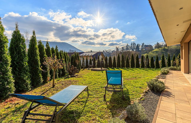 Romantic Pool Villa Angela With Sauna - Photo 35