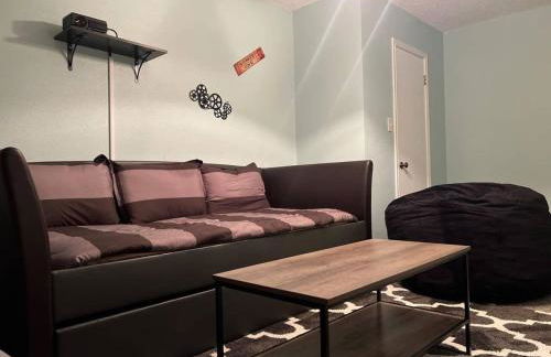 Pool Theater Convenient Location 4bedroom2 bath - Foto 24