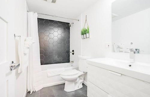 Beautiful Modern Farmhouse near DT w6 queen rooms - Foto 20