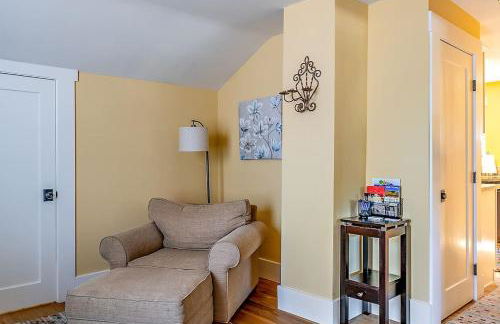 Home Squared-Downtown with Fire Pit - Foto 26