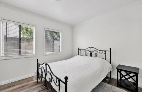 Cozy Elegant Oasis With Parking - Foto 11