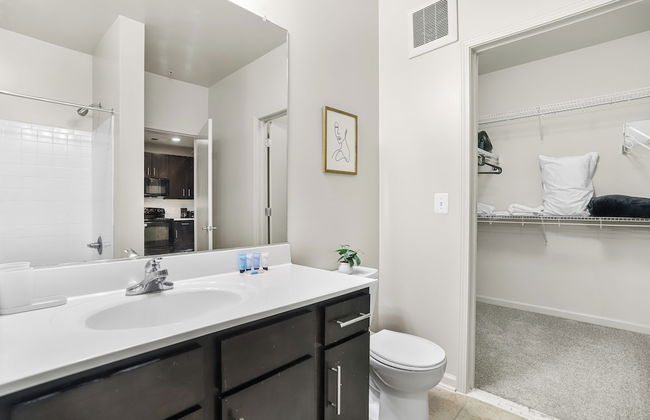 DC Charm in Crystal Apartments - Foto 73