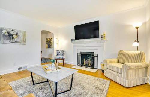 Dogwood Cottage with Fireplace 1 Mi to University - Foto 5