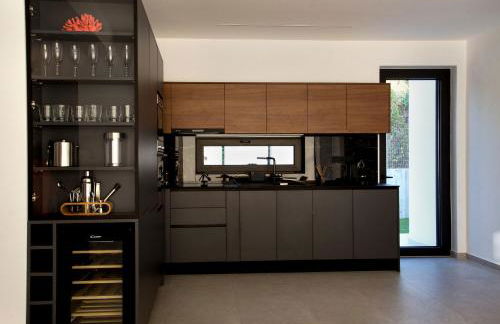 Avrilia Seaside Villa Heated Pool - Foto 54