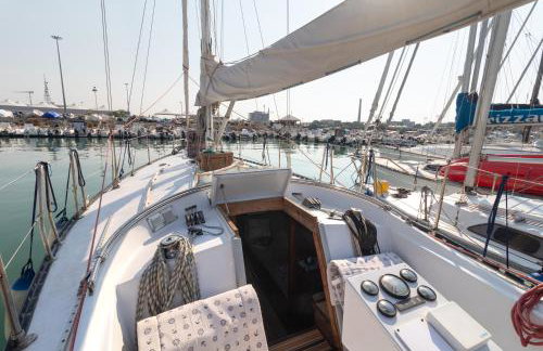 Quo Vadis Yacht in Bisceglie Harbor - Foto 20
