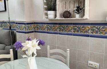 Típico y pintoresco patio de vecinos, con encanto - Foto 20