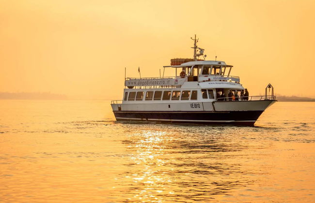 Sunset Boat Cruise - Photo 3