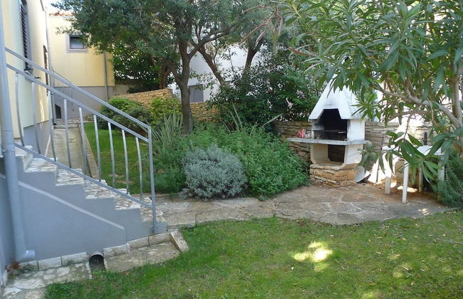 Six Person Apartment With 2 Bedrooms Near the Beach in Pjescana Uvala - Foto 15