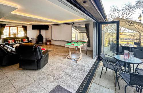 Coombe Wood Coach House - Foto 4