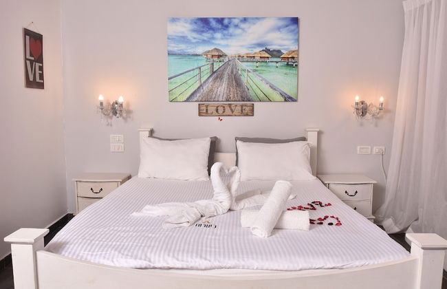 Niflaot Hagolan - Photo 4