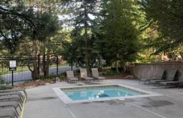 Dont miss the Main level Cozy Winter Retreat - Photo 29