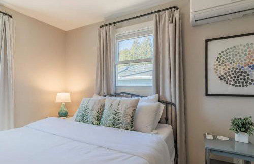 4BR 2BA Dog Friendly 3 Kings Walk to Lambeau - Foto 18