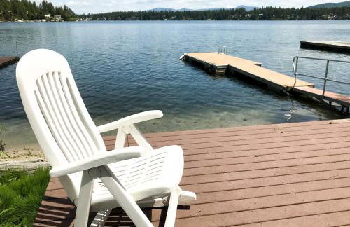 Newport Cabin with Lakefront Private Porch and Grill! - Foto 2