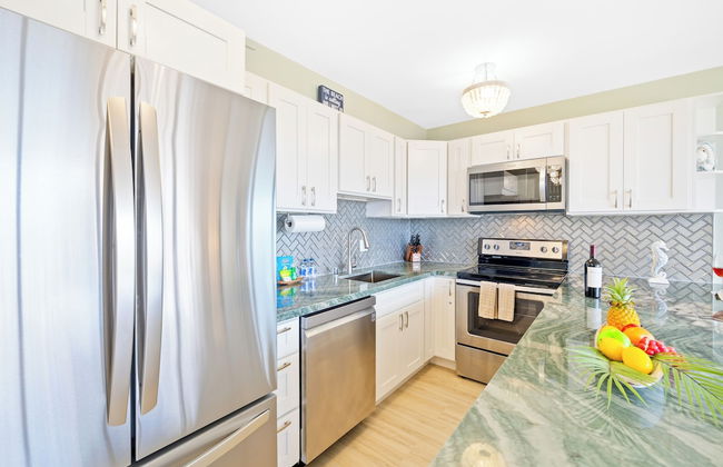 Diamond Head and Ocean views with King Bed and Parking - Foto 63