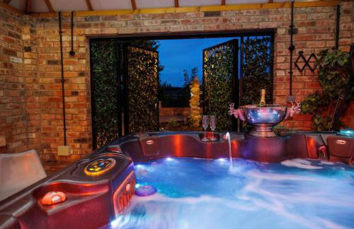 Lincoln Holiday Retreat View with Private Hot Tub - Foto 1