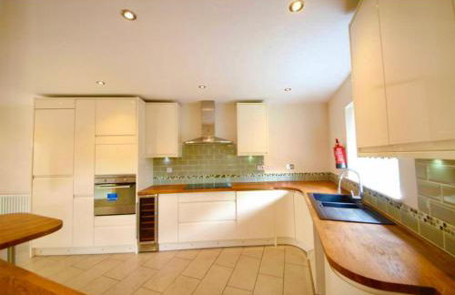 Stunning 5-Bed House in Peterborough host 15 g - Foto 23