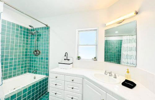 Valley Oasis Pool Hot Tub Near Universal - Foto 54