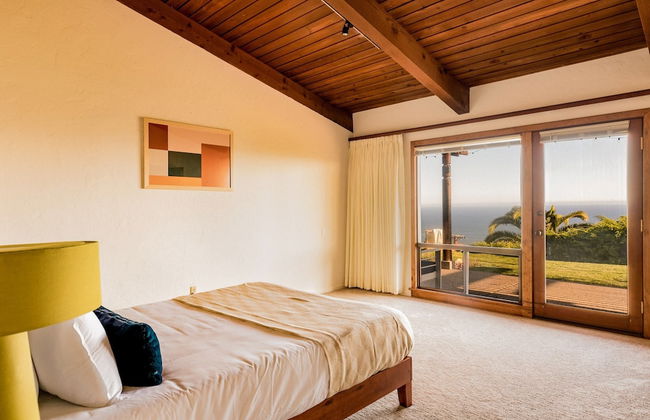 Cliffridge by Avantstay Lush Malibu Hills Estate w/ Breathtaking Ocean Views - Photo 4