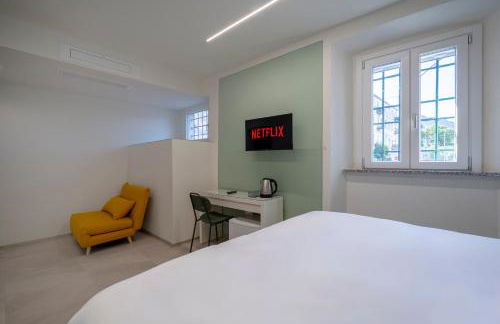 Front Lake Como - 3 Bedrms with AC, Free Parking and Wifi - Foto 41