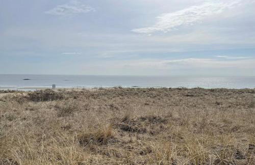 Dog-Friendly Cottage with Backyard & Beach Vibes! - Foto 6