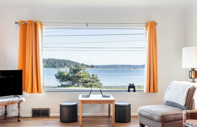 The Little Pink House by Avantstay Water Views - Foto 1