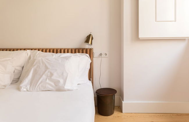 The Visionaire Apartments - Photo 27