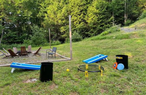 Mountain View Chalet Ski, Hot Tub, Firepit, Games - Foto 9