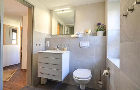 2 Bedroom Nice Home In Mariendorf - Foto 22