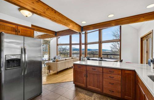 Amazing Views Hot Tub Deck FirePit & Game Room - Foto 26