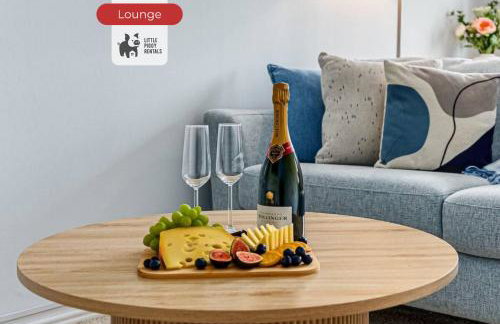 Cosy Stylish Home w EV Charger Priv.… - Foto 20