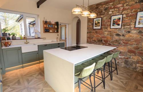 Yew Tree Cottage - Photo 8