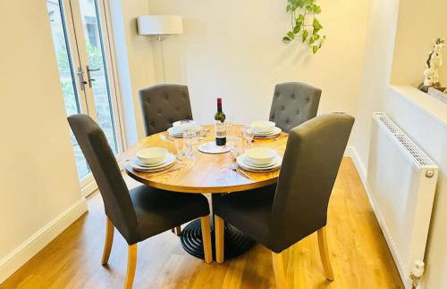 Ilkley Garden Suite - Photo 8