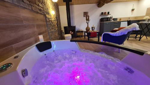 Refuge Insolite avec balnéo privative en forêt - Foto 5