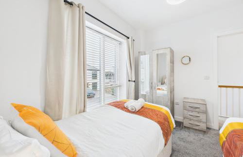 Beachside Retreat by Signature Stays - Modern Coastal Home - Foto 12