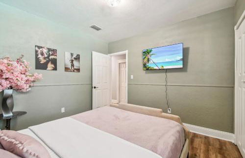 Tropical Retreat with Heated Pool & Firepit - Foto 21