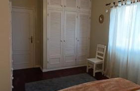 Ben House, private parking - Photo 7