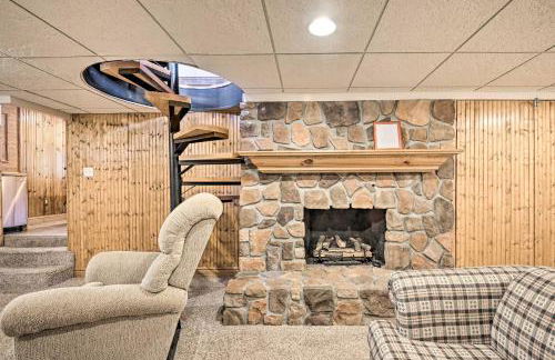 Indian Lake Retreat with Wet Bar and Covered Deck - Foto 15