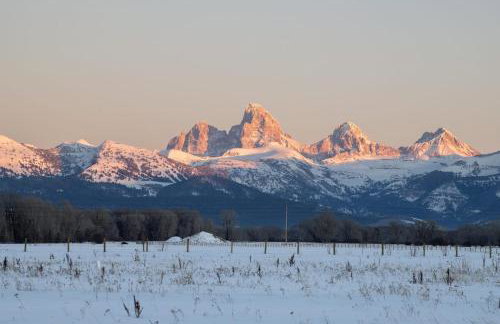 Historic Homestead with Pond and Teton Range Views - Foto 30