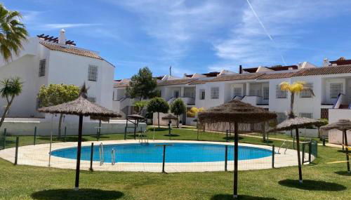 La Hacienda Golf Islantilla CALEFACCIÓN Y WIFI -SOLO FAMILIAS Y PAREJAS- - Foto 2