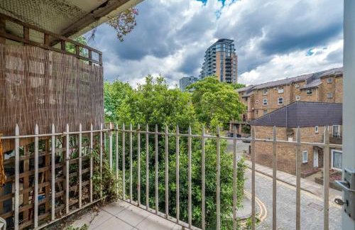 NEW! Cosy Flat - Free Secure Parking - Wapping Station - Foto 35