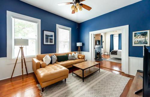 The Montgomery House by Lucky Savannah - Foto 1