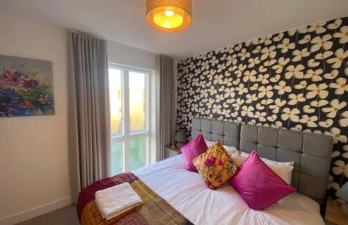 Exquisite & Contemporary 2 Bed Apartment w Parking 10 mins walk to Papworth, Addenbrookes hospitals & Bio Medical Campus - Foto 28